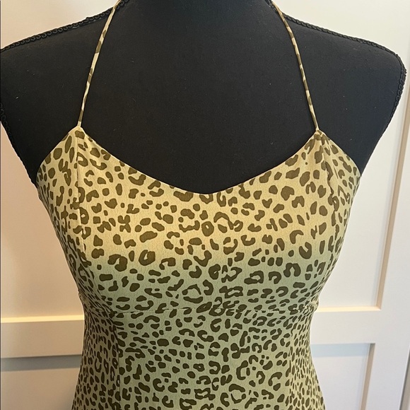 Zara Green Leopard Print Mini Dress | Women’s Size XS | Trendy Animal Print - Picture 3 of 10